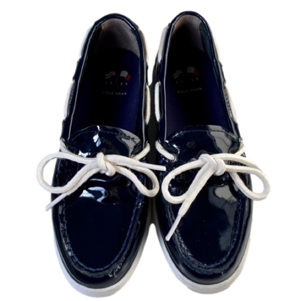 COLE HAAN Nantucket Camp Moccasins Patent Leather Navy Blue Women's Size 6